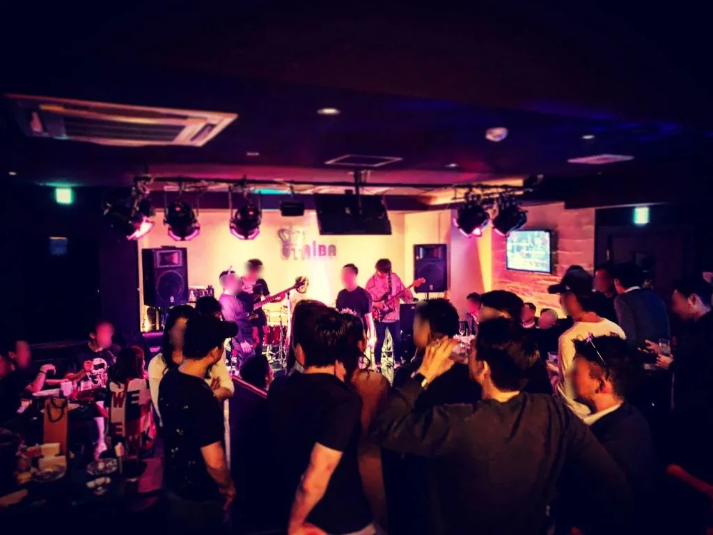 Guests singing with the live band